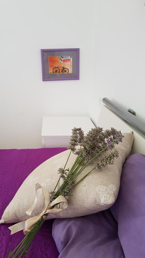 Apartman Di マリ・ロシニュ エクステリア 写真