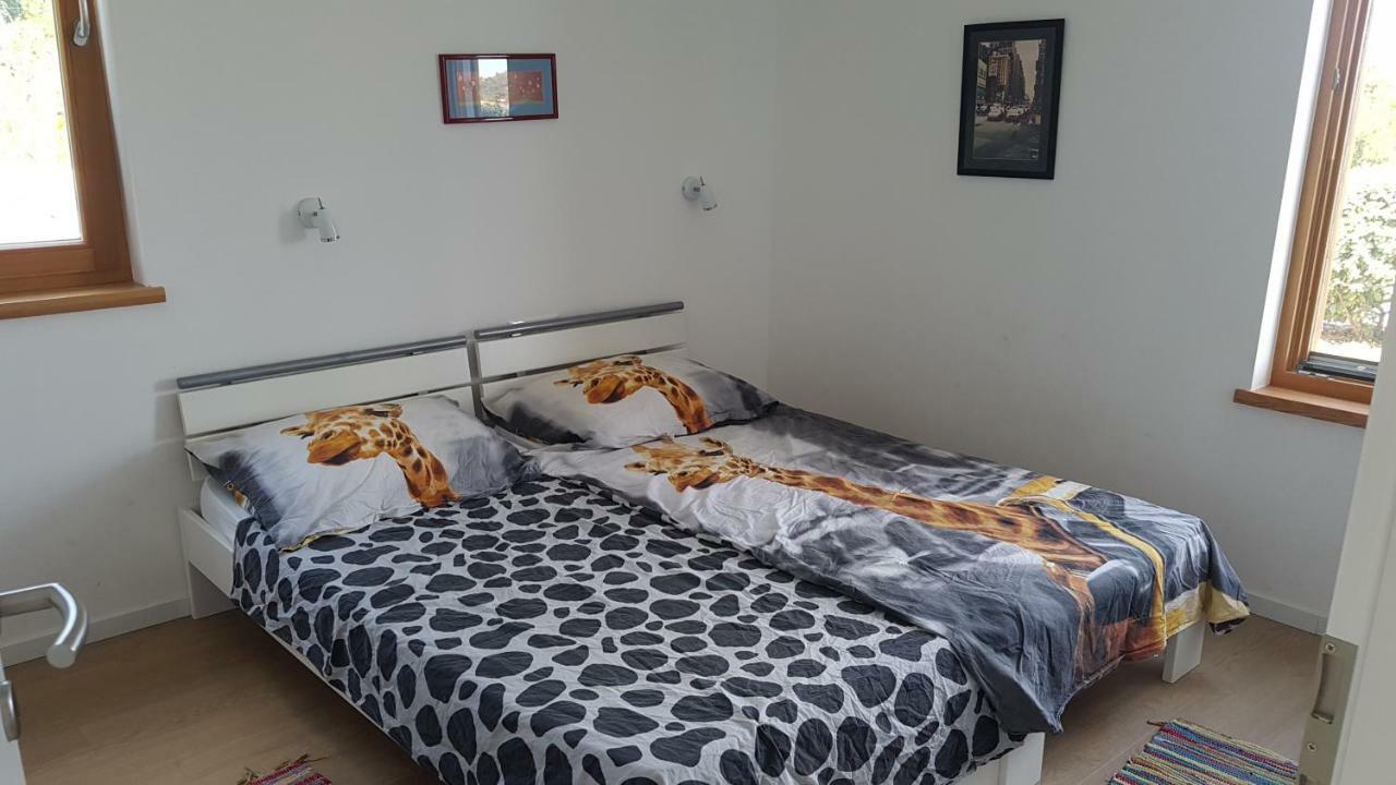 Apartman Di マリ・ロシニュ エクステリア 写真